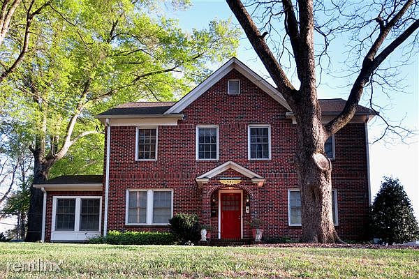 351 Kendrick Ave Exterior Front 8010