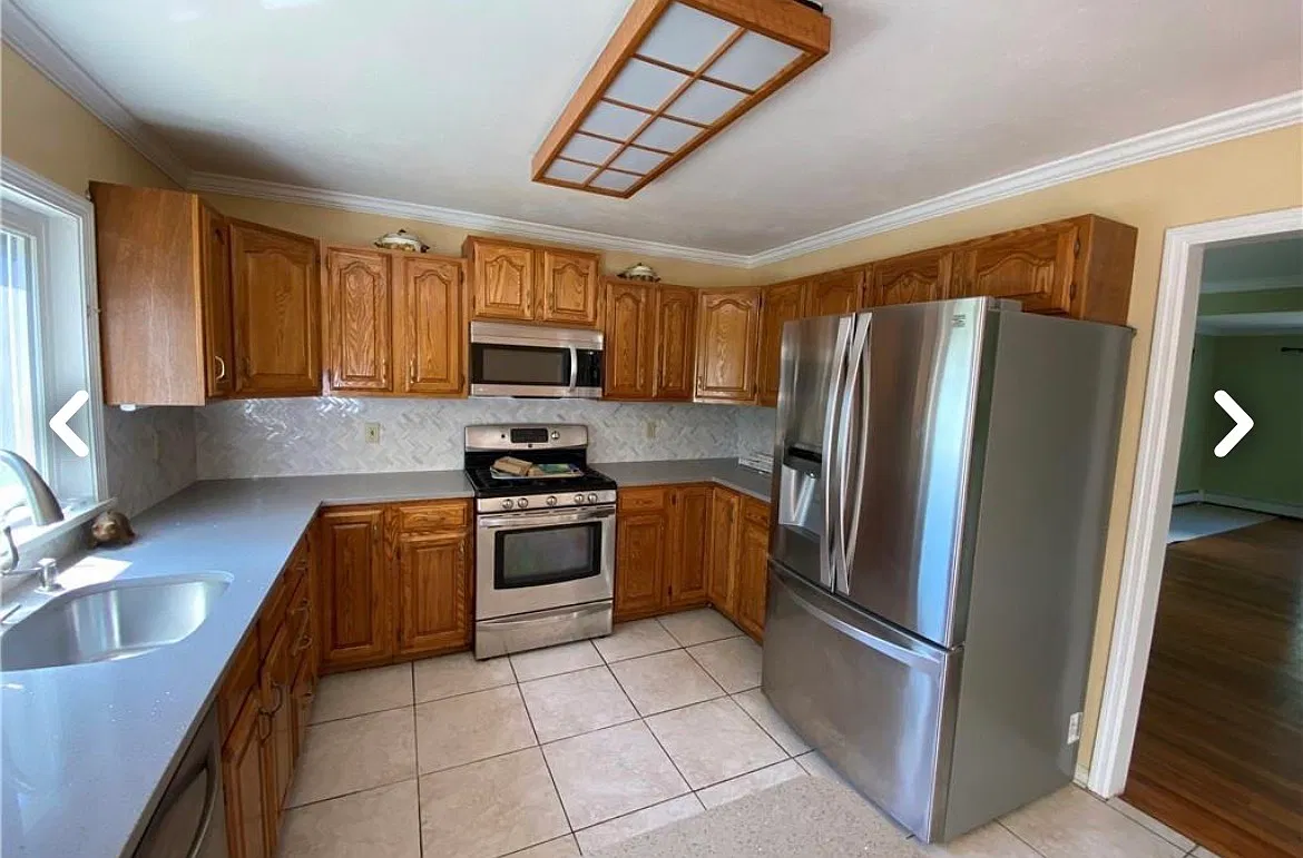 3 bed, 2.5 bath, 1800 sqft, $4,500 — Photo 2