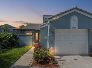 8209 Waterford Ave, Tamarac, FL 33321