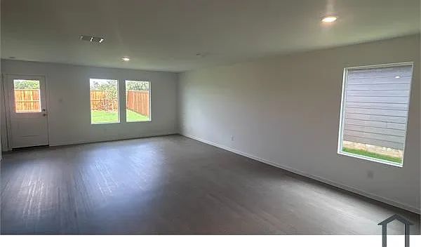 4221 Jutland Dr — Photo 6