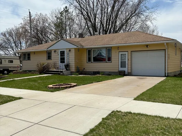 134 1st Ave NW, Eagle Bend, MN 56446
