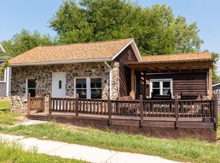 326 W Broadway St, Etna Green, IN 46524