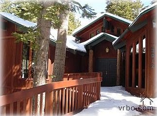 Front of House from driveway