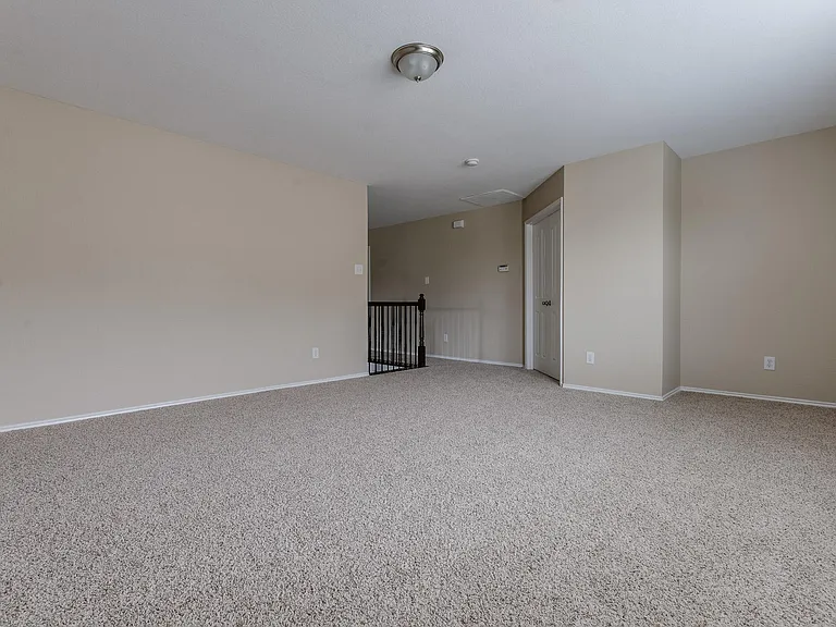 249 Niagara Falls Dr — Photo 26