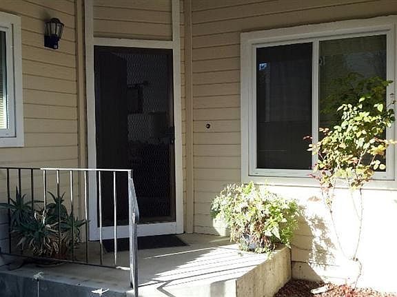 3rd image of 2515 Vista Grande