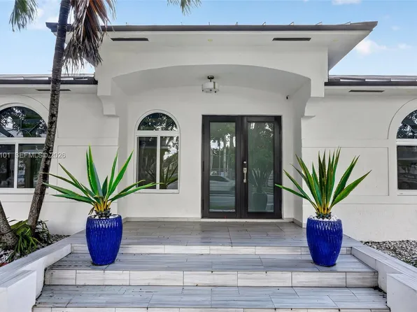 3197 W 79th Pl, Hialeah, FL 33018