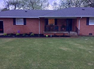 1003 W 4th St, Corning, AR 72422
