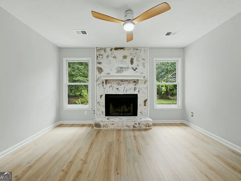210 Meadow Run — Photo 15
