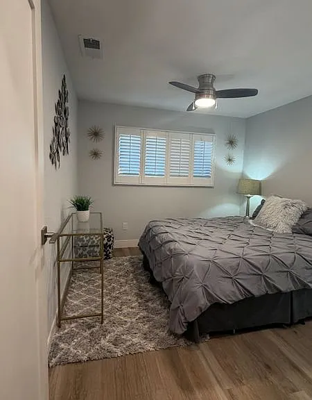 2801 N Los Felices Cir E #D107 — Photo 9
