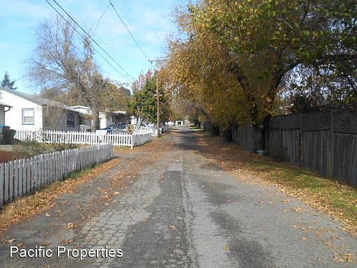 2nd image of 45 Holly Hts