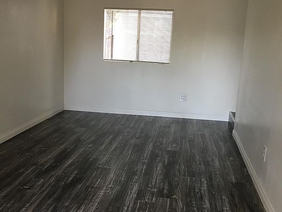 4th image of 5156 Range View Ave