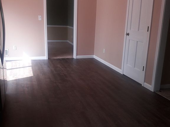 4th image of 2055 Maier Ct