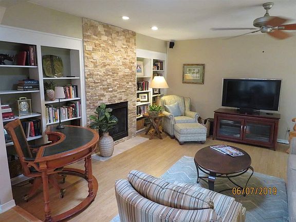 4th image of 3123 Albert Ct