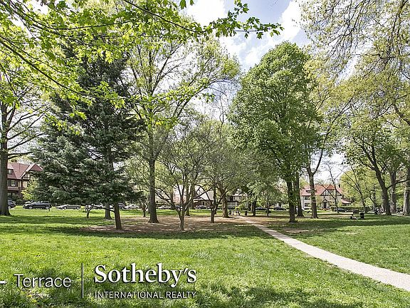 3rd image of 29 Borage Pl