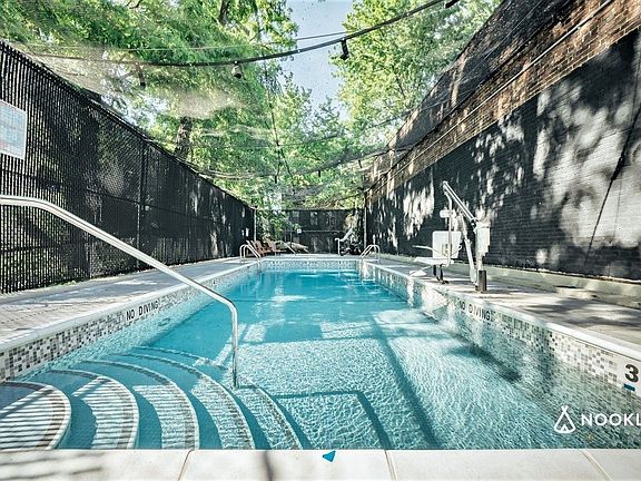 3rd image of 1247 Atlantic Ave #307