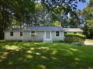 28 Percival Ln, Sandwich, MA 02563