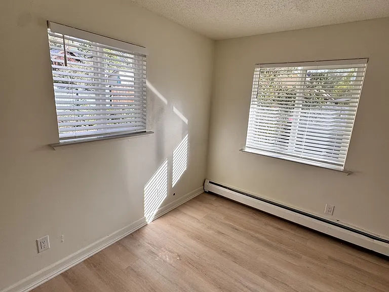 736 Bennett Ave #2 — Photo 3