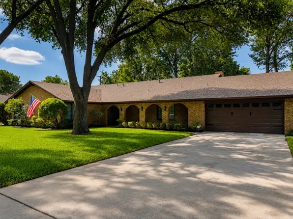 705 Magnolia St, Denton, TX 76201