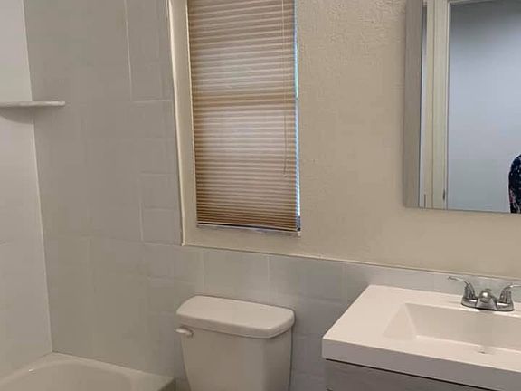 4th image of 2815 W Waters Ave #C