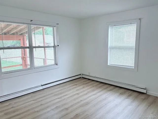 48 Eleanor Ave — Photo 5