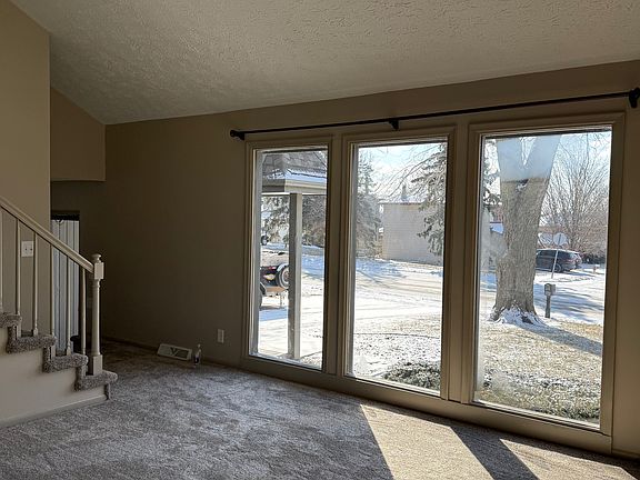 5th image of 15504 Arbor St
