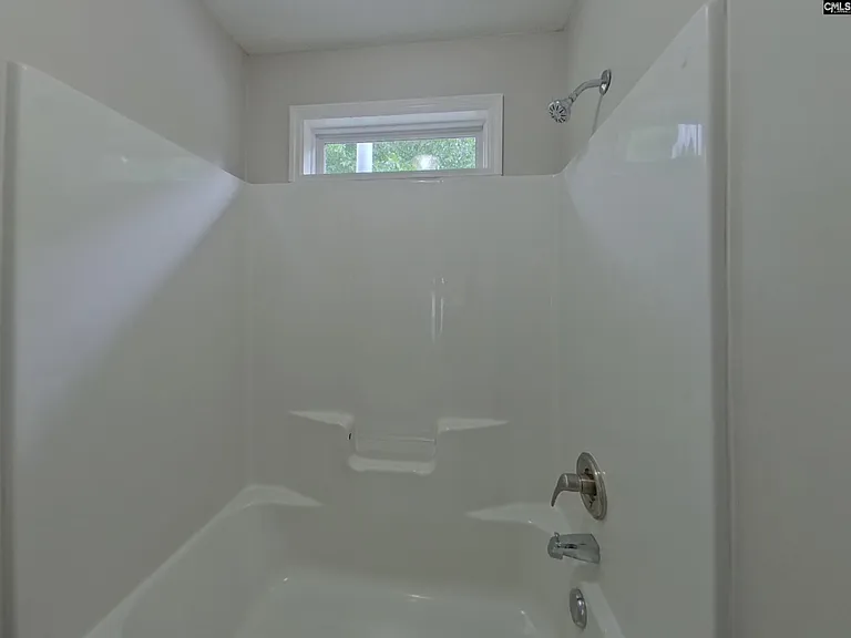 337 Montclaire Ln — Photo 13