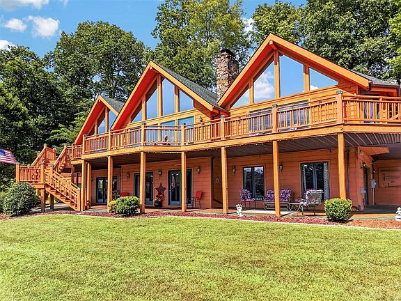 4th image of 660 Willoglen Rd
