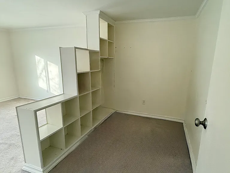 13 Village Hill Ln — Photo 10