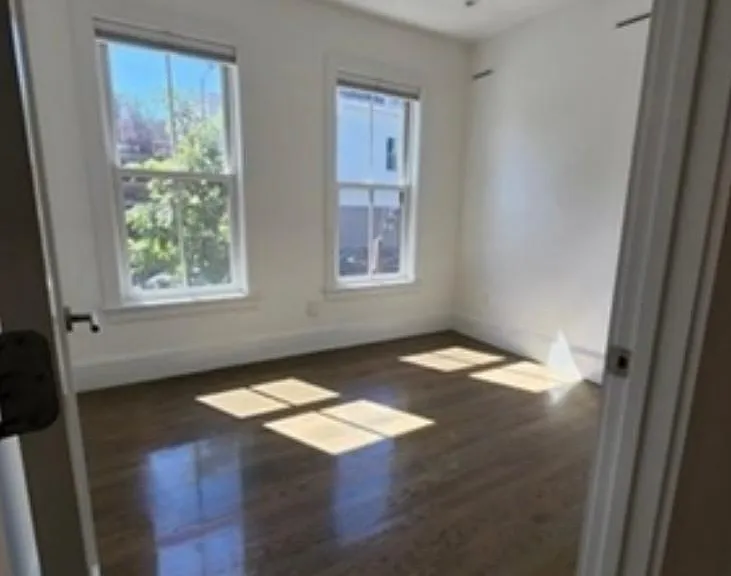 362 K St — Photo 8