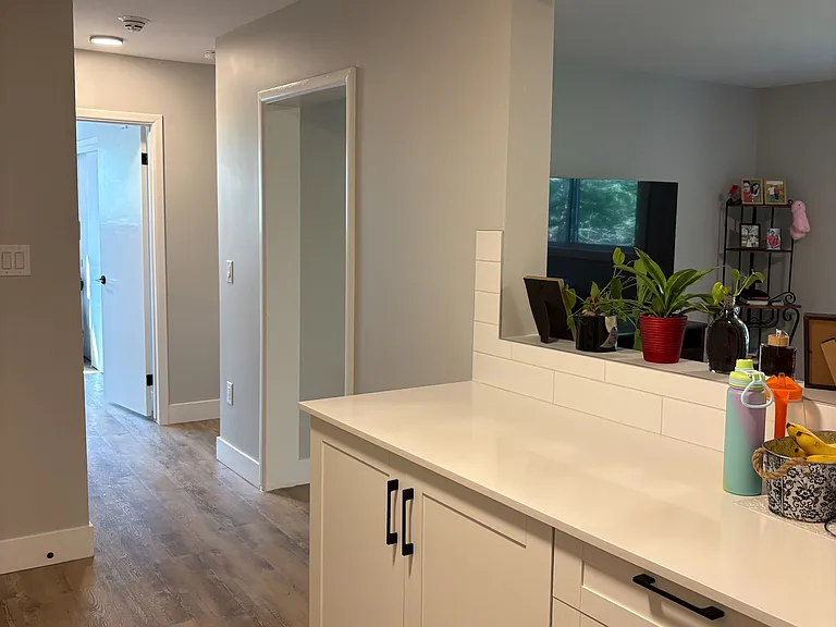 400 Scenic Dr S #9 — Photo 8