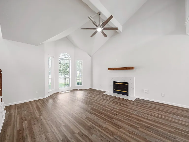 506 Marathon Pl — Photo 12