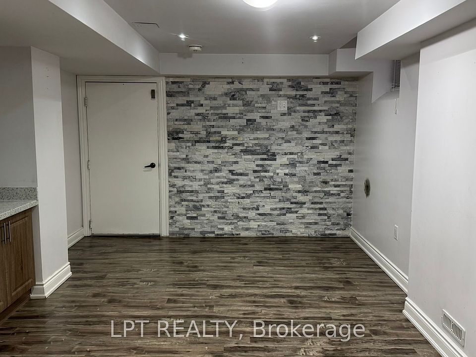 2nd image of 87 Maple Valley St