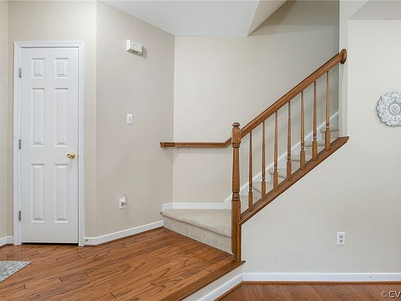 2nd image of 2957 Queensland Dr