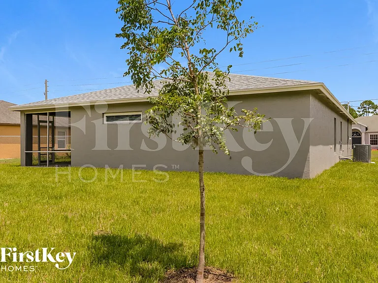 1902 SW Janette Ave — Photo 15