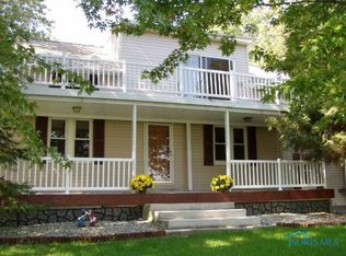 404 S Howard Rd, Curtice, OH 43412