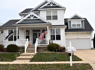 3682 Shearwater Ln, East Lansing, MI 48823