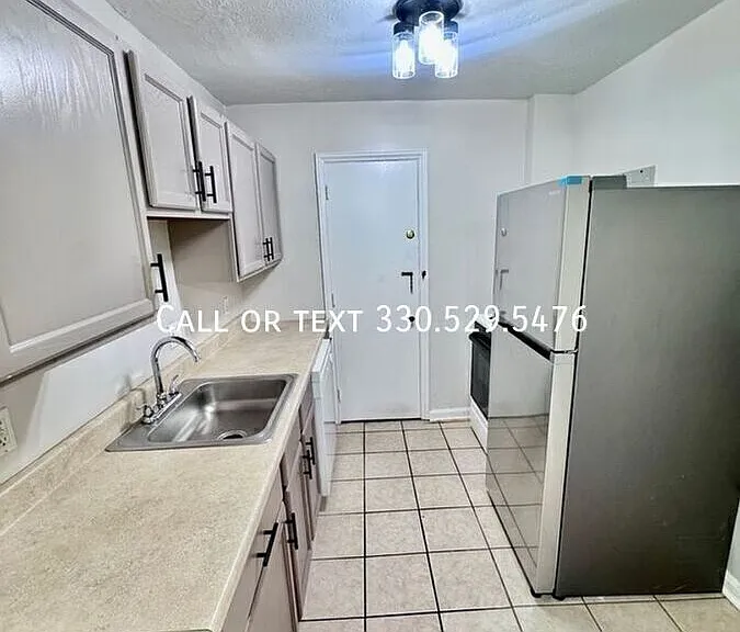 3363 Warrensville Center Rd #GM-109 — Photo 6