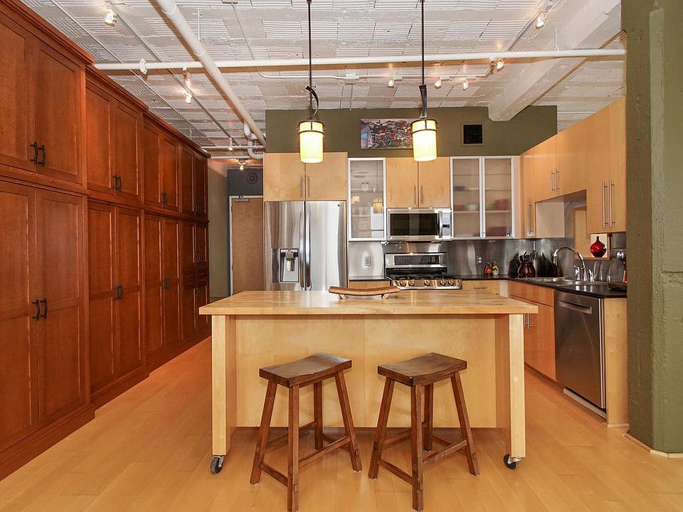 1st image of 225 9th St E Unit 507