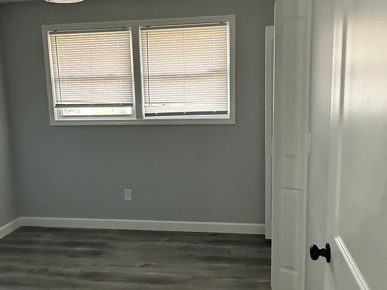 909 Custis St #1 — Photo 1