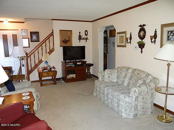 5th image of 6940 121st Ave