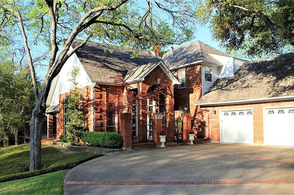1st image of 9002 Stone Creek Pl