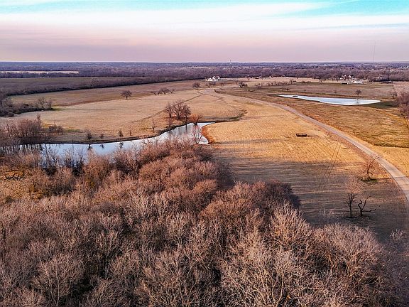 2nd image of 5165 Hartlee Field Rd