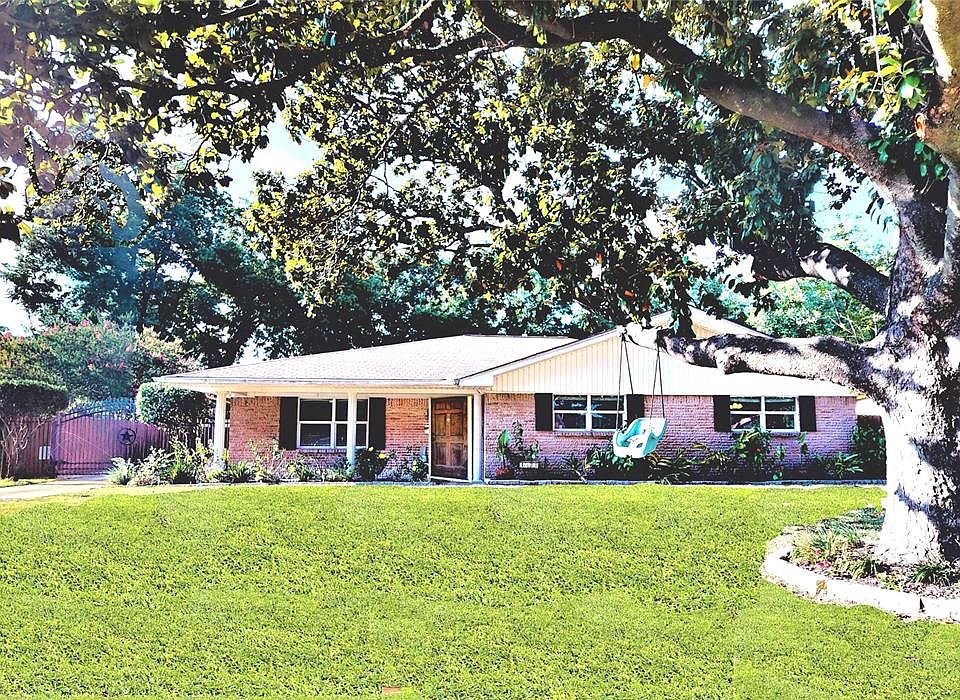 1st image of 4508 Randwick Dr
