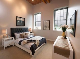 135 John St #245, Lowell, MA 01852