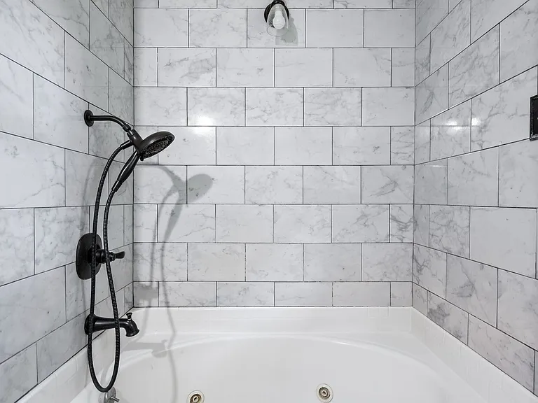 5409 Country Dr — Photo 24