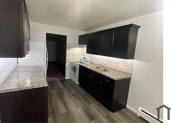 19712 Terrace Ave — Photo 3