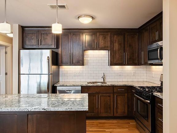 4th image of 4060 McGee St APT 1