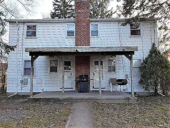 3rd image of 907 E Forest Ave #909