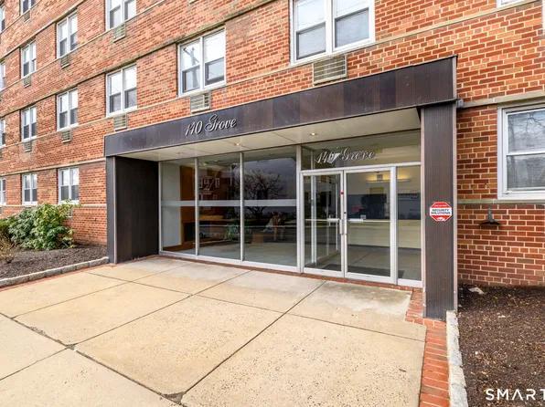 140 Grove St #2A, Stamford, CT 06902