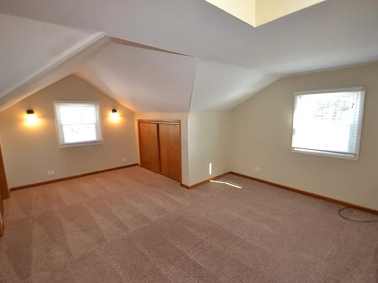 47 W Graham Ave — Photo 9